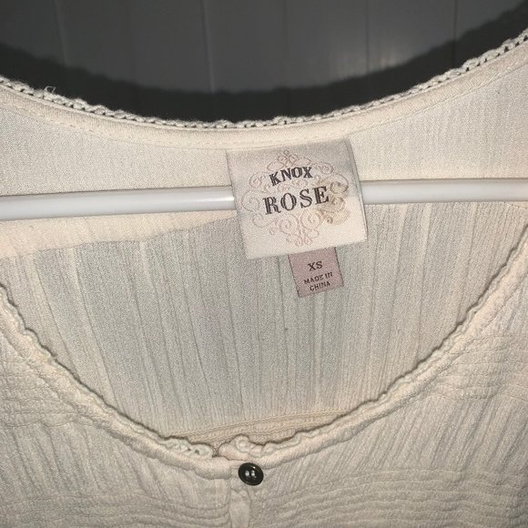 White Flowy Shirt - Picture 3 of 3